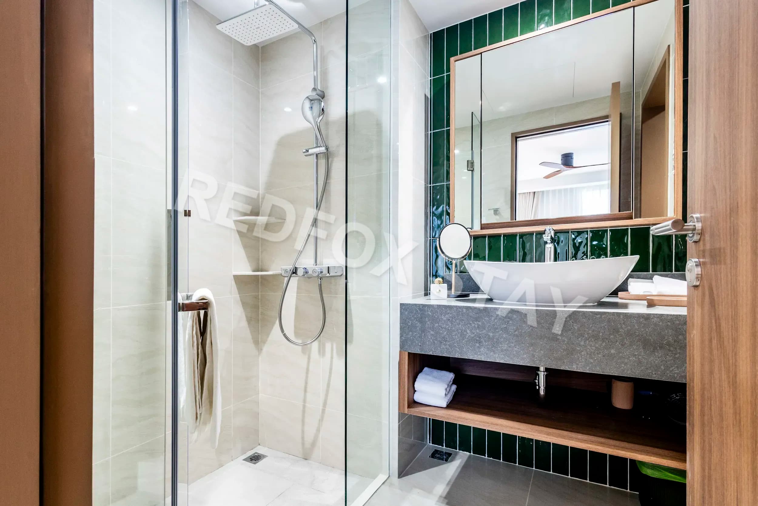 Багира - новая квартира в новом жк в Laguna Beachside Residences, 200 метров до пляжа Бангтао от Sabai House