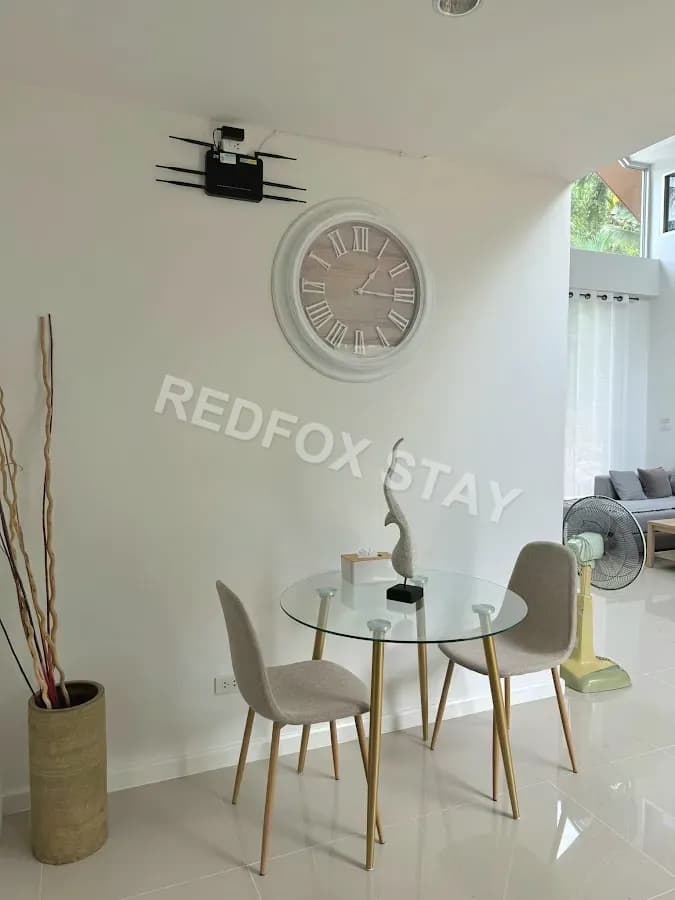 Уютная вилла с 3 спальнями и бассейном в Casa Sakoo Bountyphuket